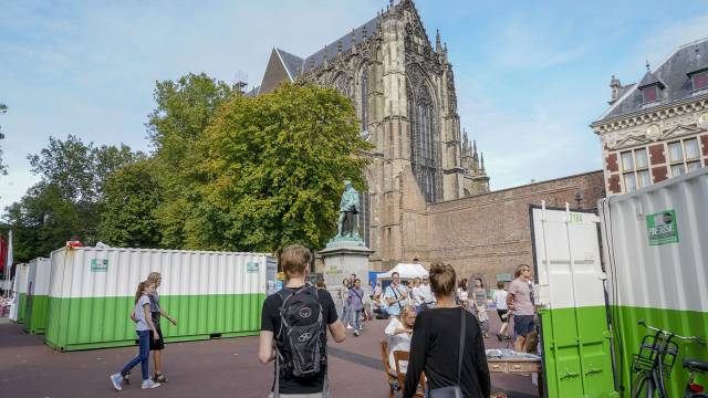 ART UTRECHT presents: Through the Looking Glass